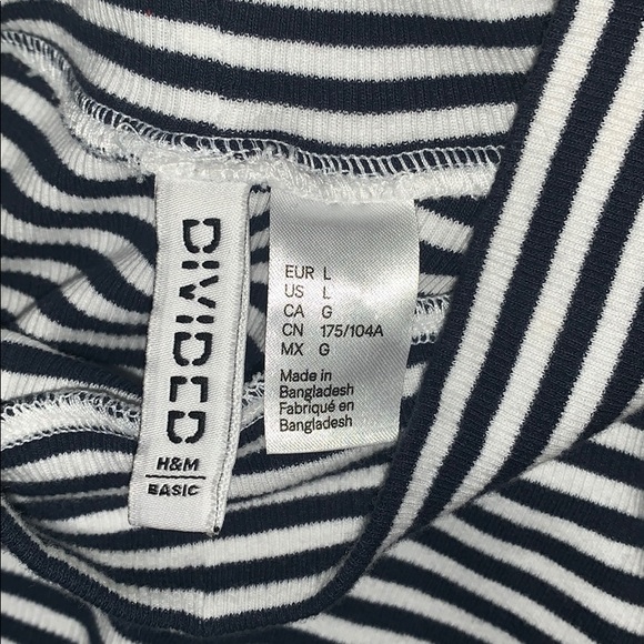 Crop top - Picture 2 of 2